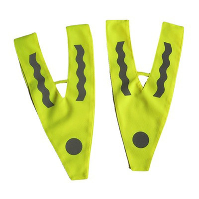 V-shaped reflective jacket