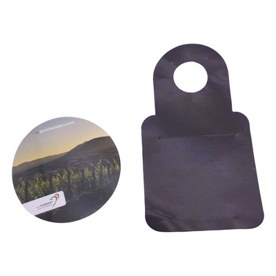 wine pourerwith 1 panel paper card with tag packing design