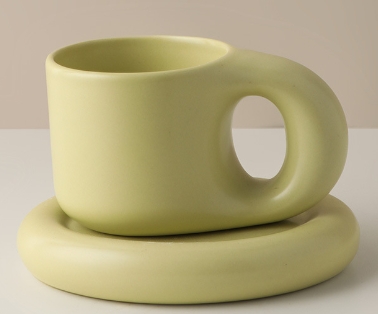 Ceramic cup and saucer Hand-kneaded ceramic cup